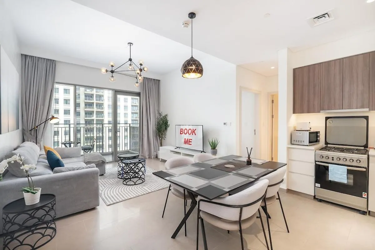 Chic 1Br Flat Stunning Views In Dubai Hills Apartment
